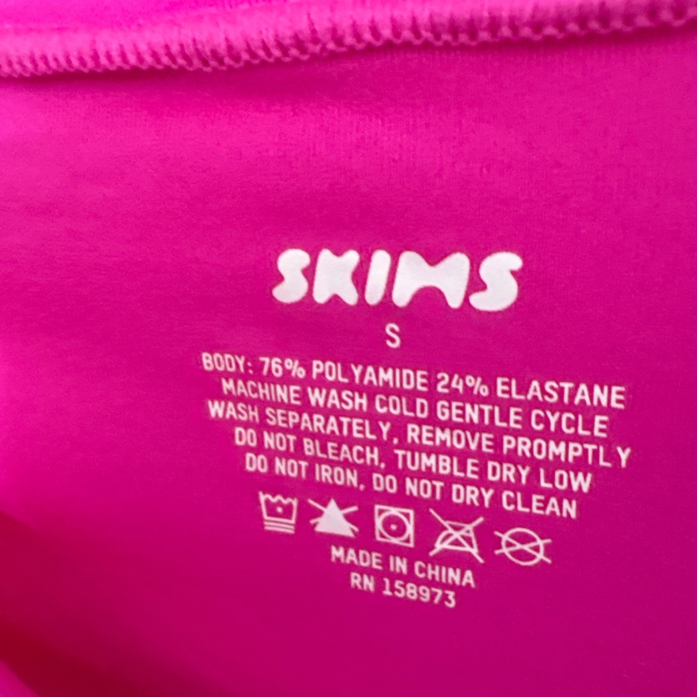 Skims - Picture 2 of 5